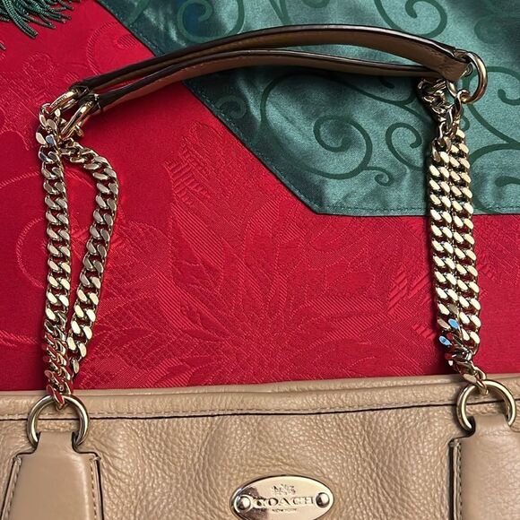 COACH bag with Chain straps detail. See pictures for corner wear. *HOST PICK - Picture 4 of 14